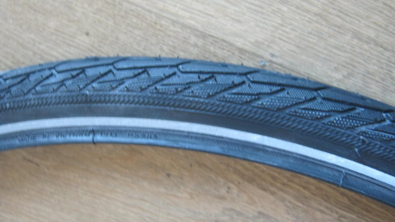 NIEUW SCHWALBE 28 INCH BUITENBAND  10 EURO