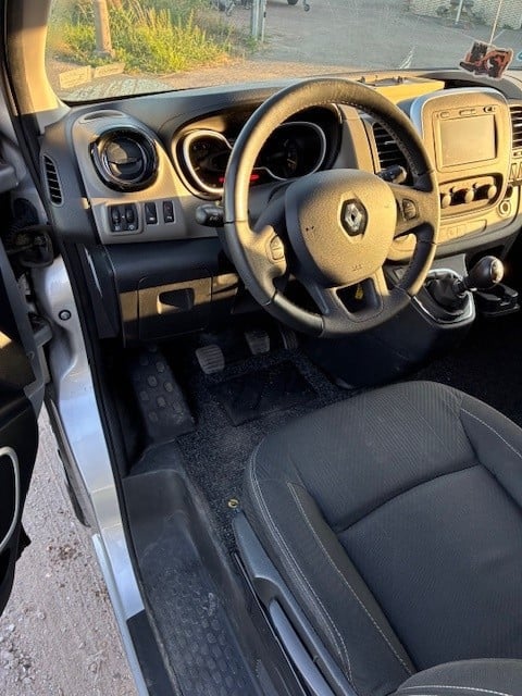 🚐 Renault Trafic 8-persoonsbus | Diesel | APK tot 2026 🚐