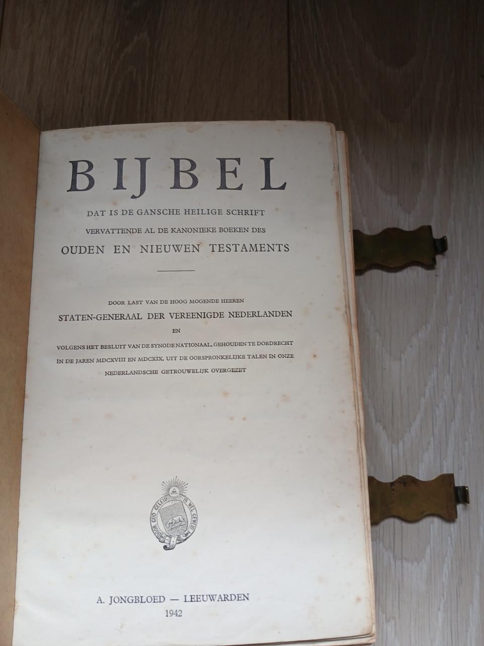 Oude bijbel uit 1942