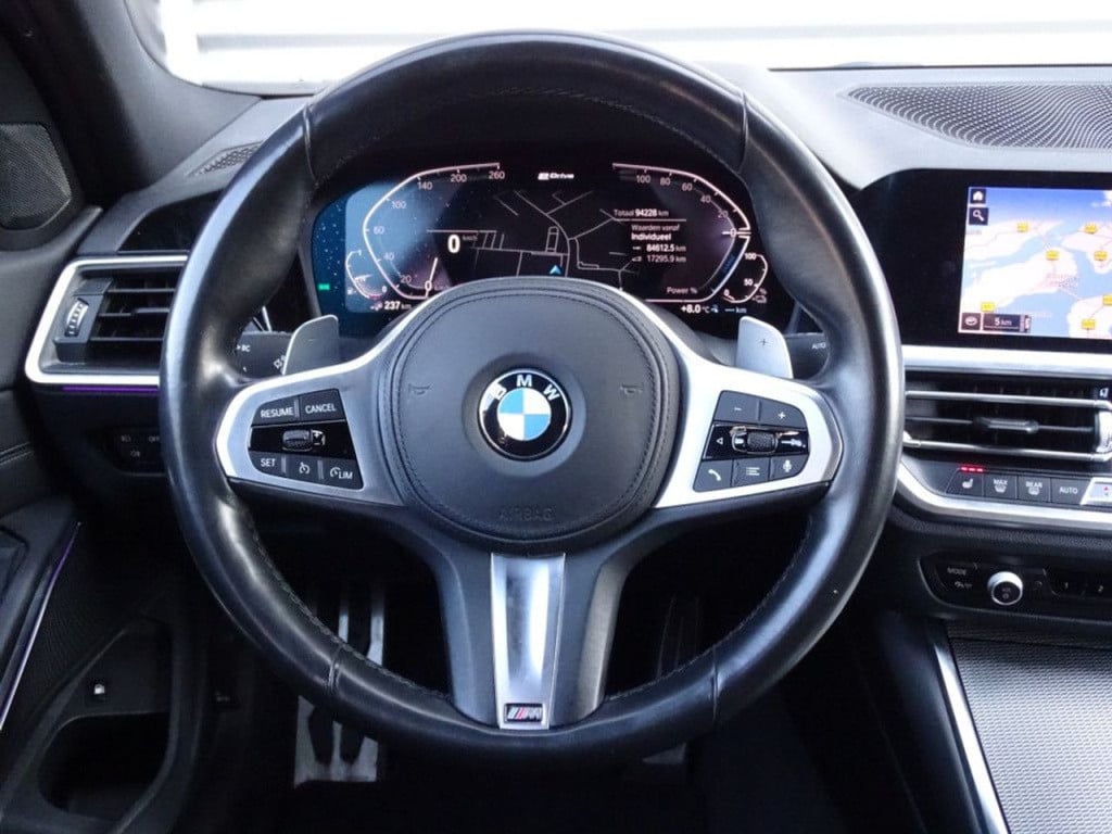 BMW 3-serie 330e edrive edition m-sportpakket | 18"