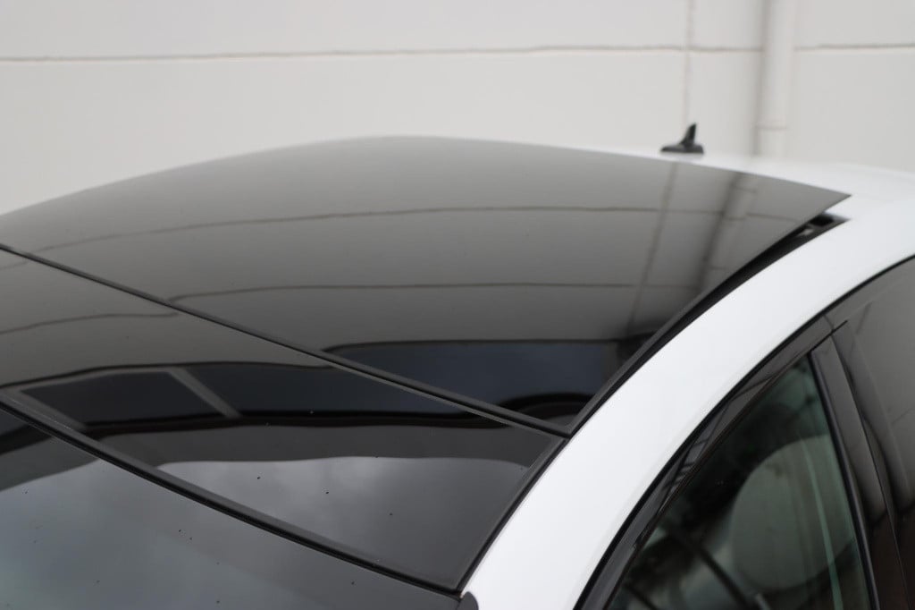 Audi S3 sportback 2.0 tfsi 310pk s tronic quattro edition one
