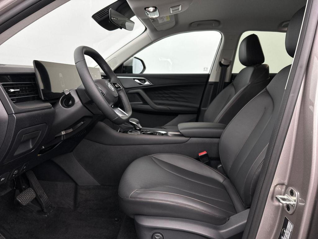 MG Hs 1.5 phev luxury | voorraad voordeel | op=op | leder | 100 km elektris