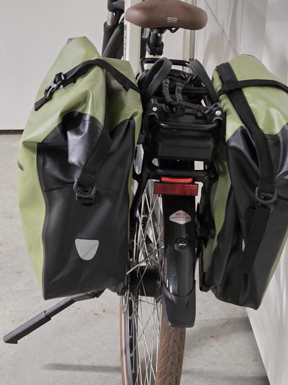 Traveler waterdichte bisonyl enkele fietstassen31 liter- Merk:Traveler   •