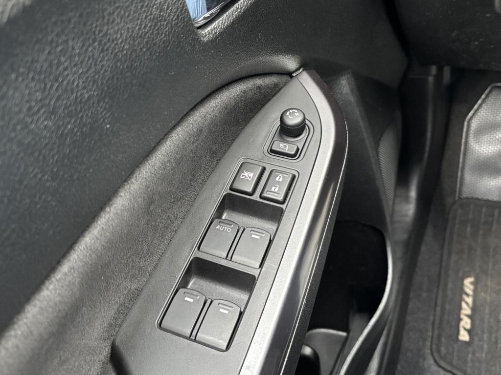 Suzuki Vitara 1.4 boosterjet style smart hybrid automaat | navigatie | came