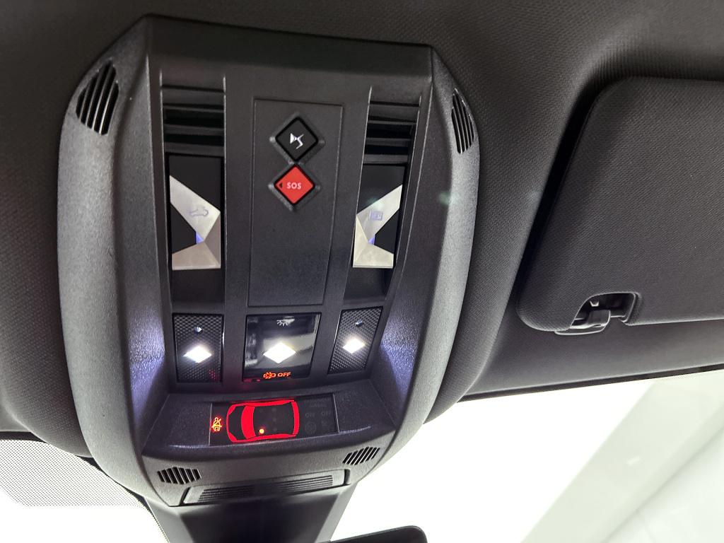 Ds Ds 7 crossback e-tense 300pk 4x4 automaat rivoli | rijklaar | panoramada