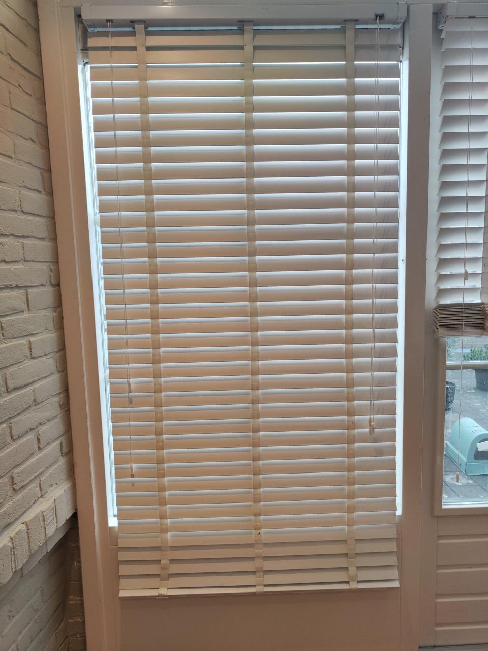 Jaloezieën vier stuks