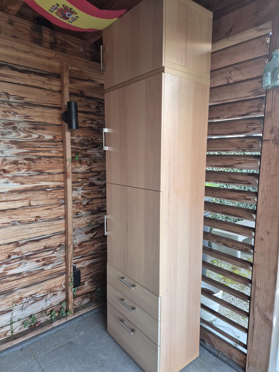 Kast (Ikea, Bestå serie)