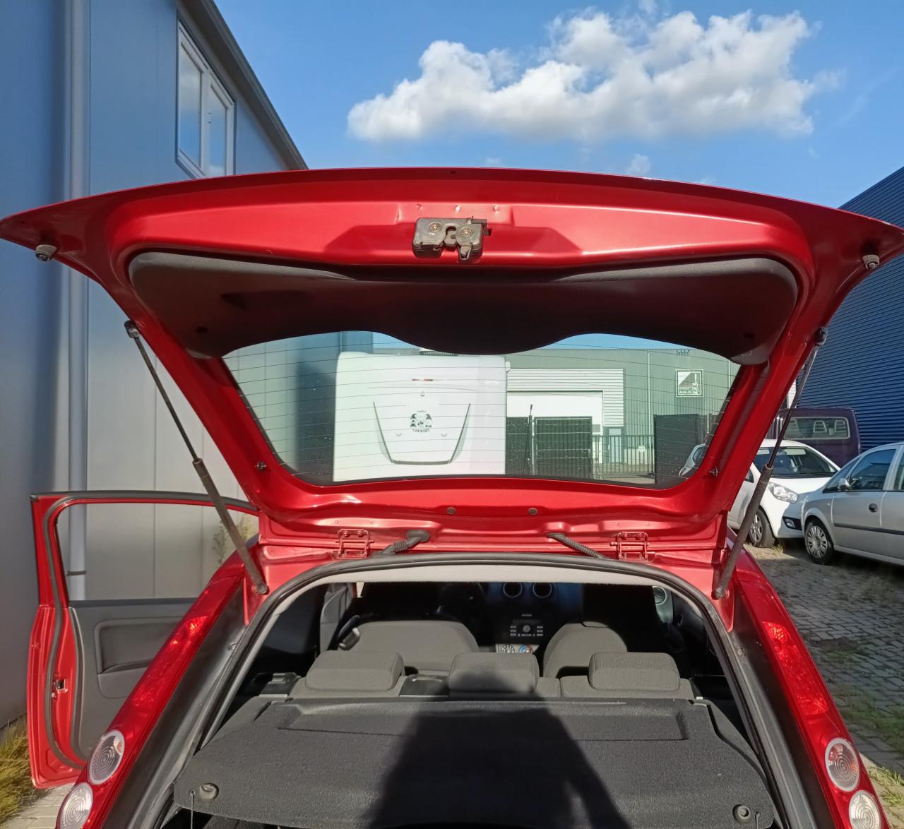Ford Fiesta 2006 / 80.000KM