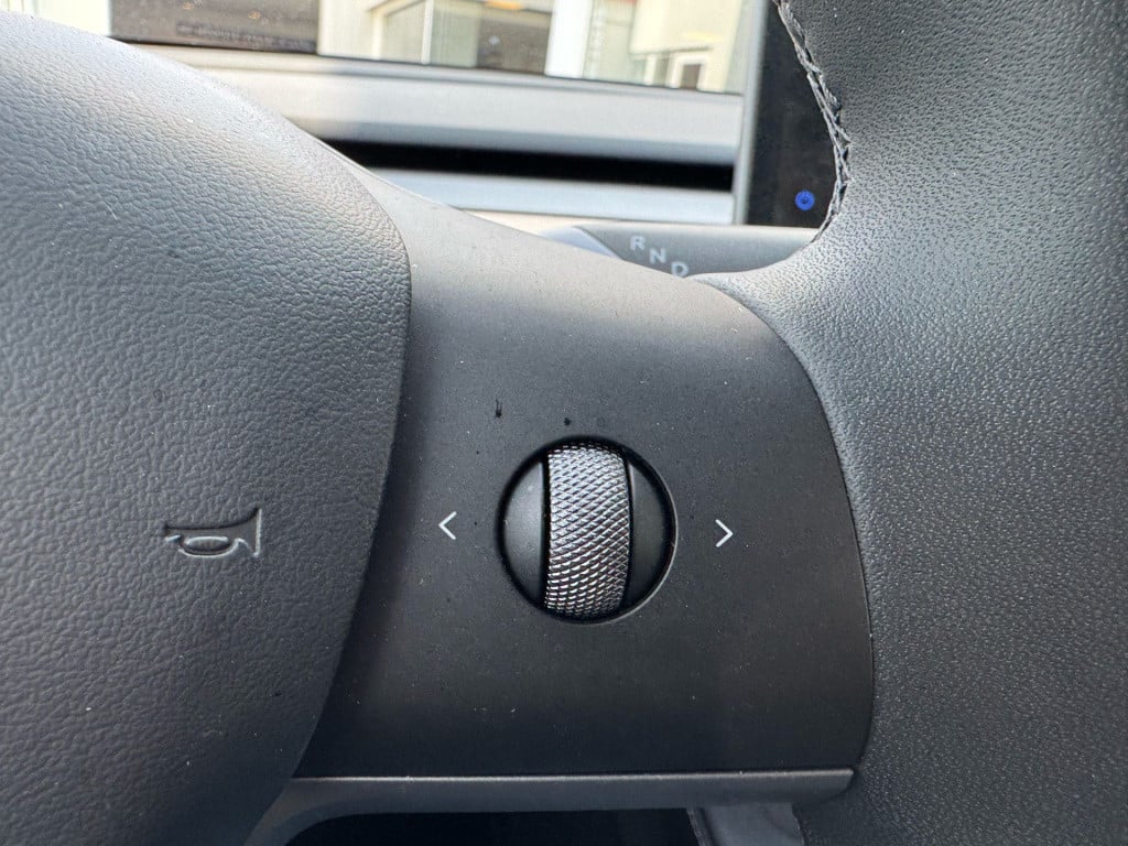 Tesla Model Y rwd 58 kwh