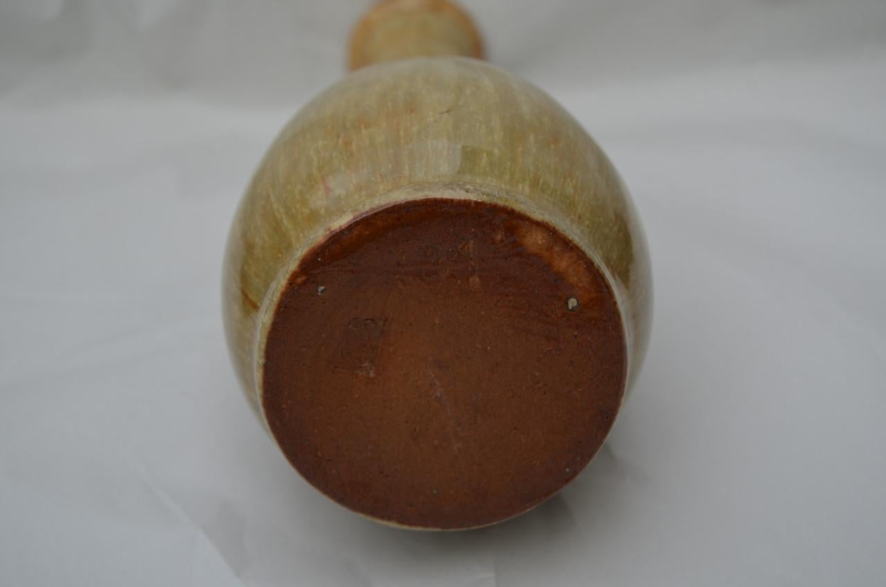 Fraaie fles/vaas Keramiek gesigneerd/gemerkt W.C. Brouwer