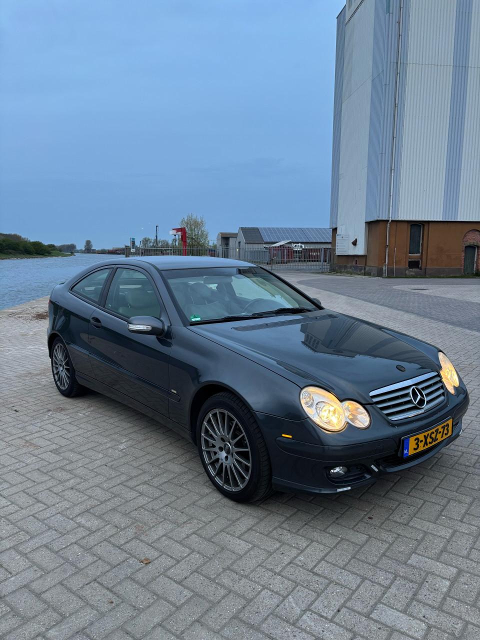 Mercedes Benz C-klasse 160 sportcoupé