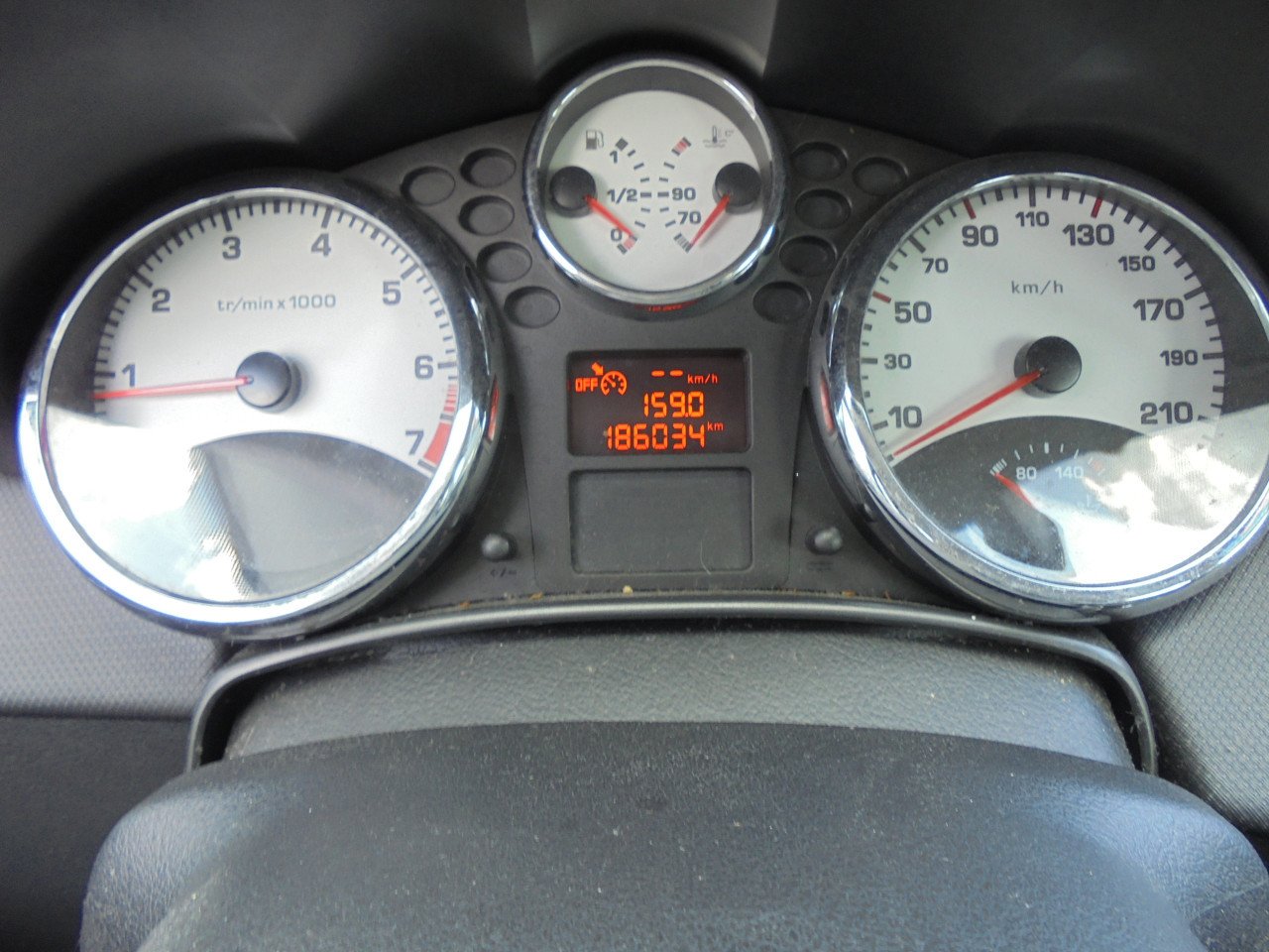 207 5 deur hatchback 1.4 VTi Look vol jaar Apk bij aflevering  met N.A.P