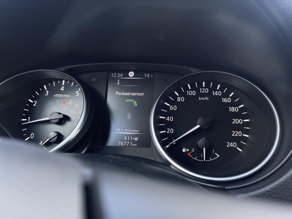 Nissan Qashqai 1.2 n-connecta design pack | panoramadak | navigatie | 360° 