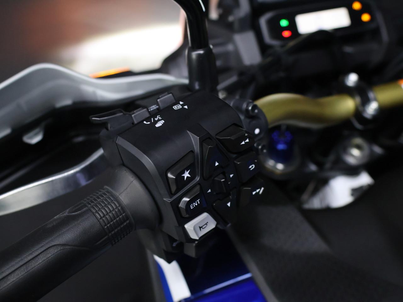 CRF 1100 L AFRICA TWIN ADVENTURE SPORTS | Quickshifter