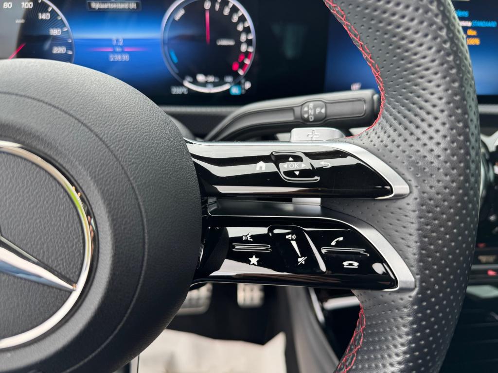 Mercedes-Benz A-Klasse 250 e amg advancedplus night-pakket automaat , panor