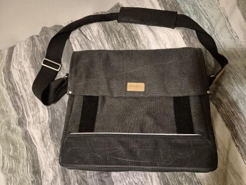 Enkele fietstas (merk Basil)