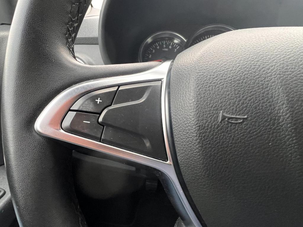 Dacia Lodgy 1.3 tce tech road 7p. navi, trekhaak enz..