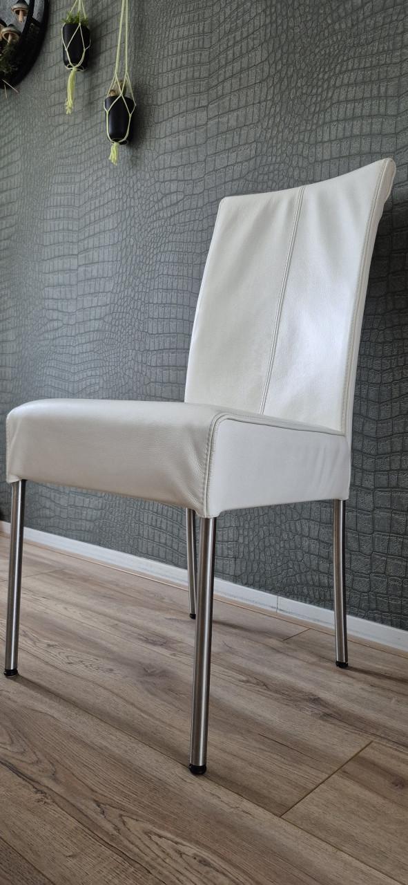 Wit leren eetkamerstoelen