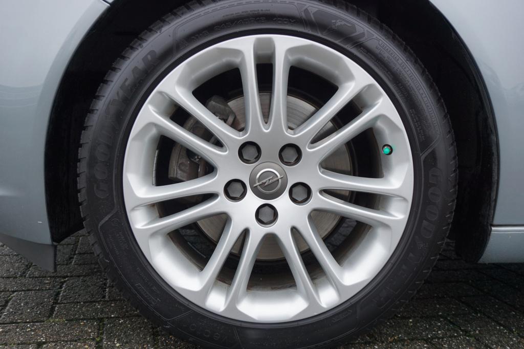 Opel Insignia 2.0 t edition automaat - climate / navi / cruise / leder / pa