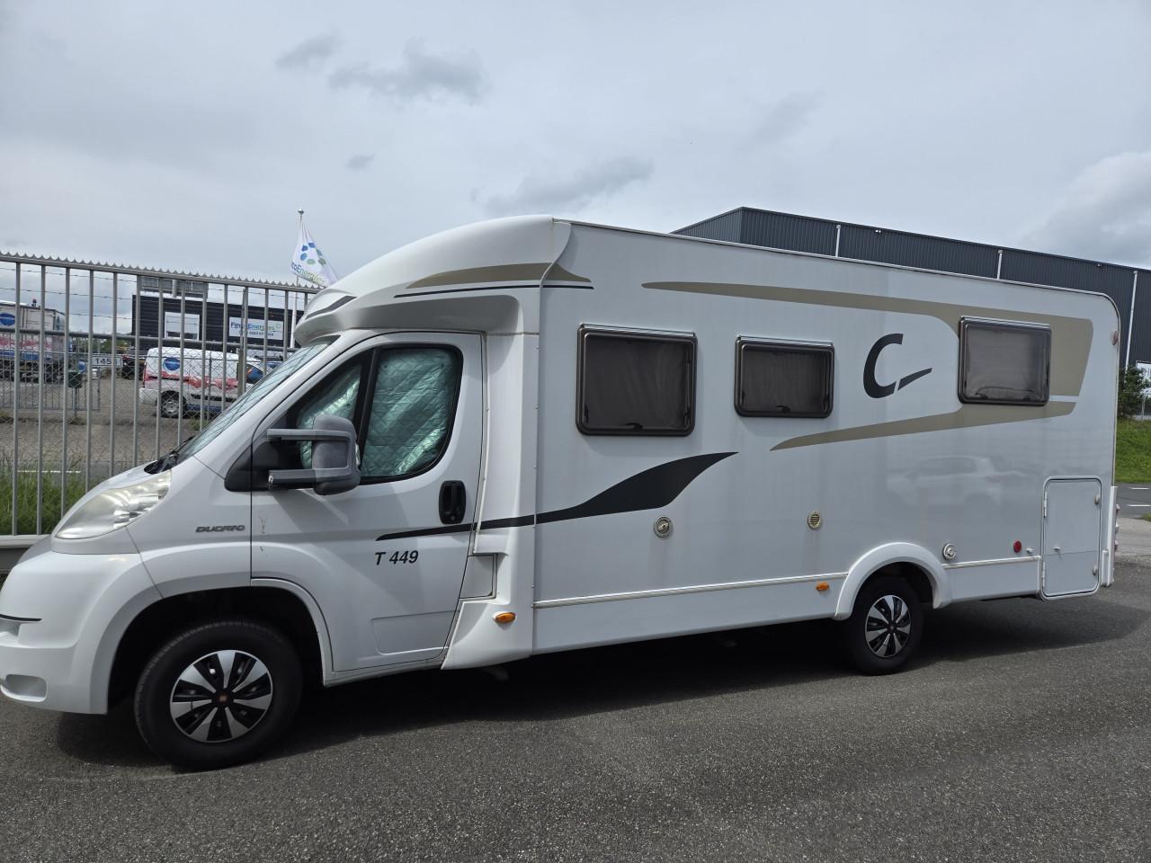 Nette Carado uit 2013 met slechts 27.000km