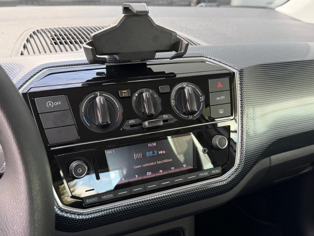 Volkswagen UP! 1.0 5-deurs | camera | cruise | airco | bluetooth | pdc | ri