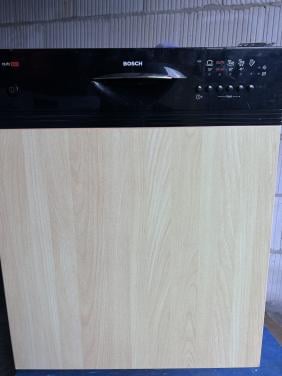 Bosch auto 3 in i1 nbouw vaatwasser nette condite 83x60 cm.