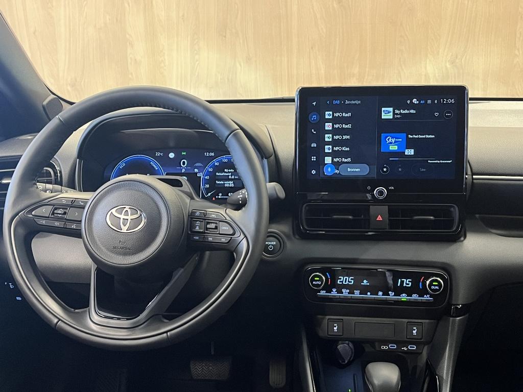 Toyota Yaris 1.5 hybrid 130 executive | incl. € 3.500,-- voorraad voordeel 