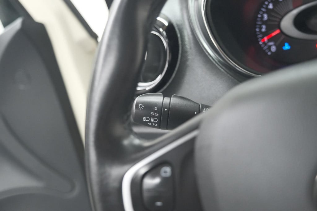 Renault Captur tce 90 dynamique | parkeersensoren | navigatie | climate con