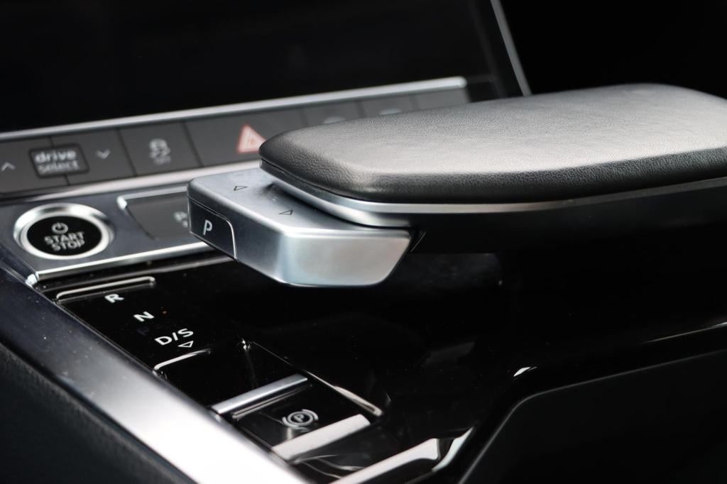 Audi E-tron 50 quattro advanced edition plus 71 kwh | soh 95,1% |