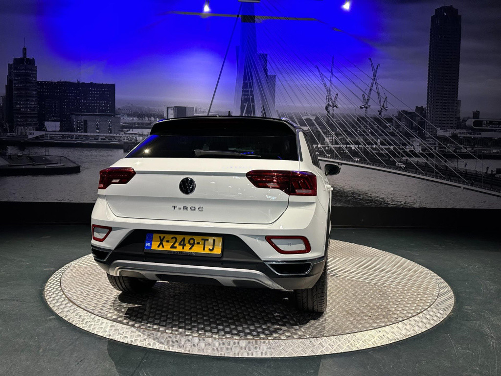 Volkswagen T-roc 1.5 tsi style *led*virtual*dab+*pdc v&a*trekhaak*navi*appc