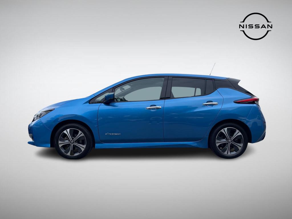 Nissan Leaf n-connecta 40 kwh soh 84% | navigatie | 360° camera | stuur- + 