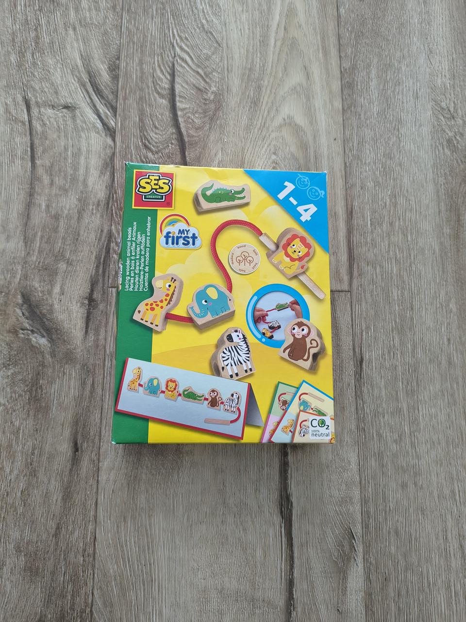 SES knutselset - Houten dieren kralen rijgen. SES My First.