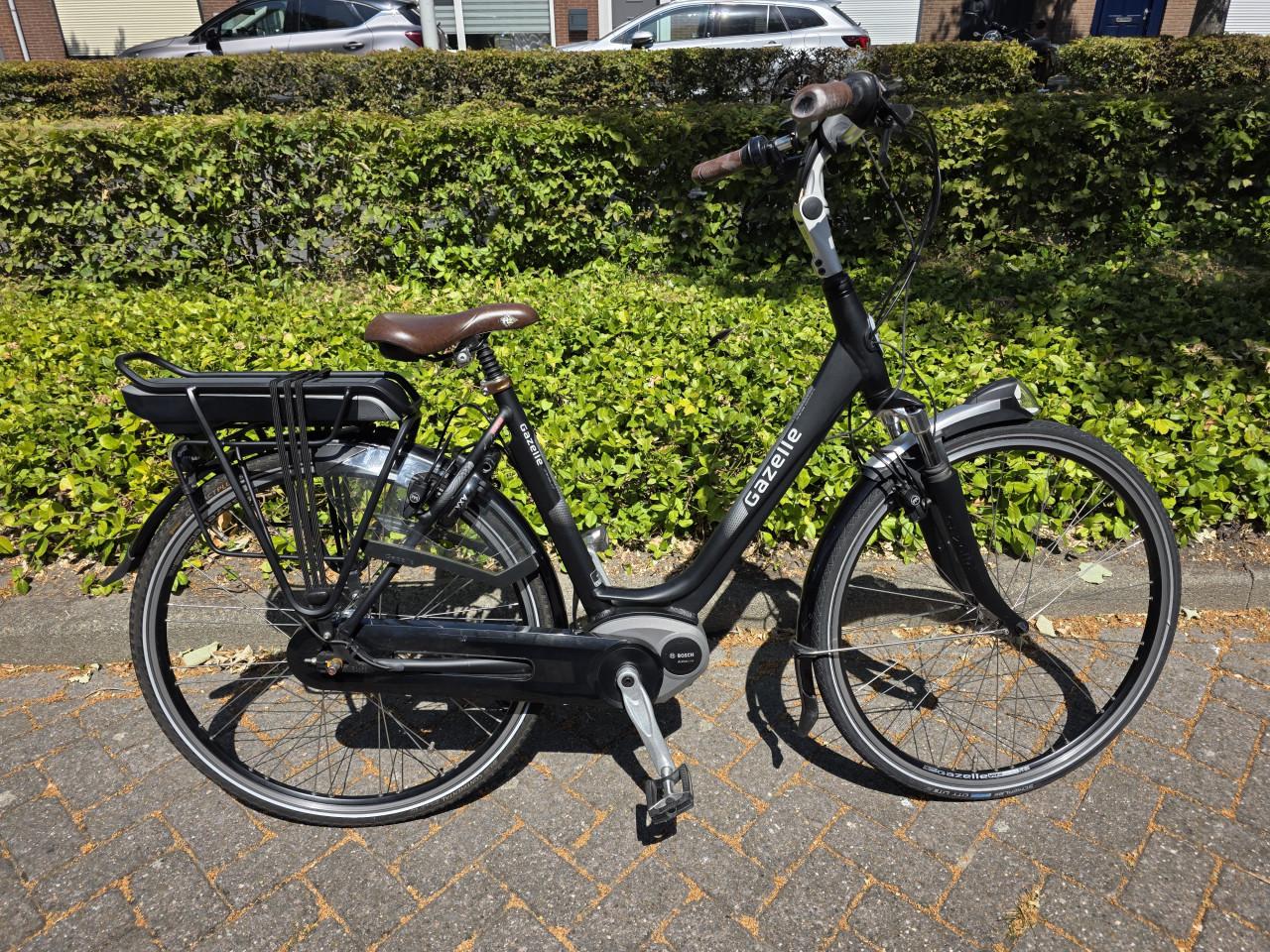Schitterende Gazelle Orange met Bosch middenmotor