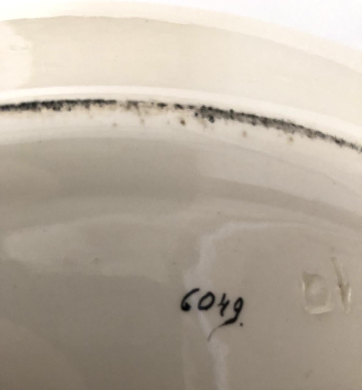 Mooie grote brocante lampetschaal met bloemmotief