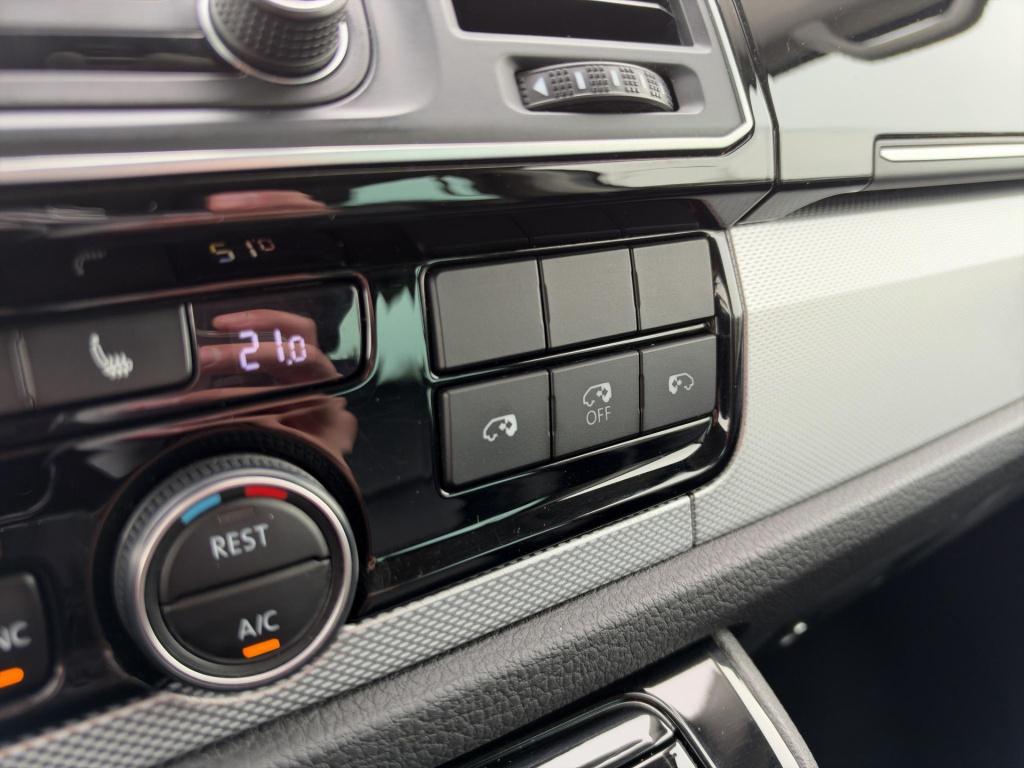 Volkswagen Transporter 2.0 tdi l2h1 caravelle dubbele cabine automaat