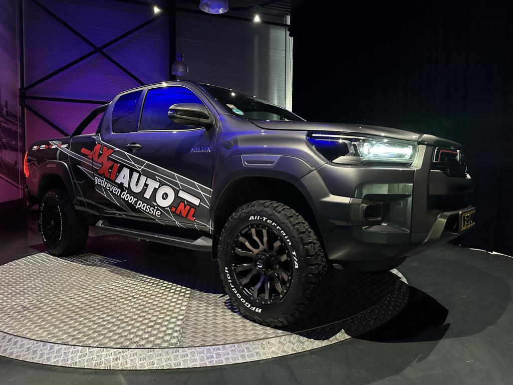 Toyota Hilux 2.8 d-4d xtra cab invincible *leer*camera*navi*carplay*