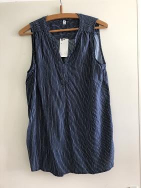 Te koop leuk blousje zonder mouw.(nieuw).