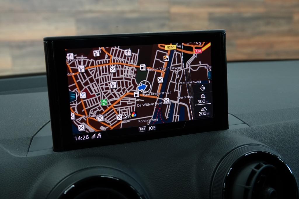 Audi Q2 1.4 tfsi | acc | pdc | stoelverw. |