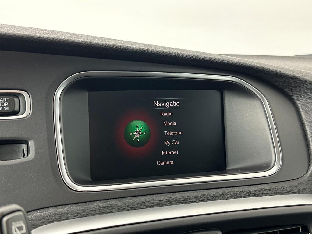 Volvo V40 t3 153pk aut6 polar+ sport| pano| camera| h&k sound| dab+