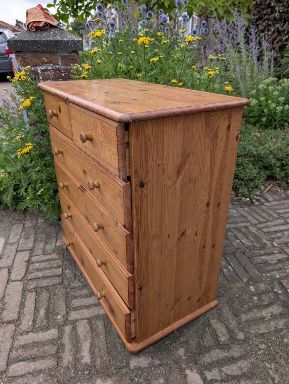 Grenen ladenkast