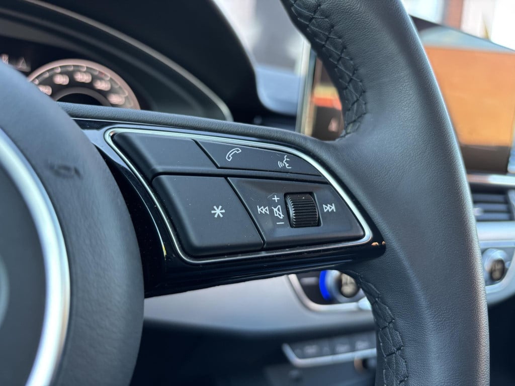 Audi A4 avant 35 tfsi advanced edition nl-auto, uitklapbare trekhaak | spor