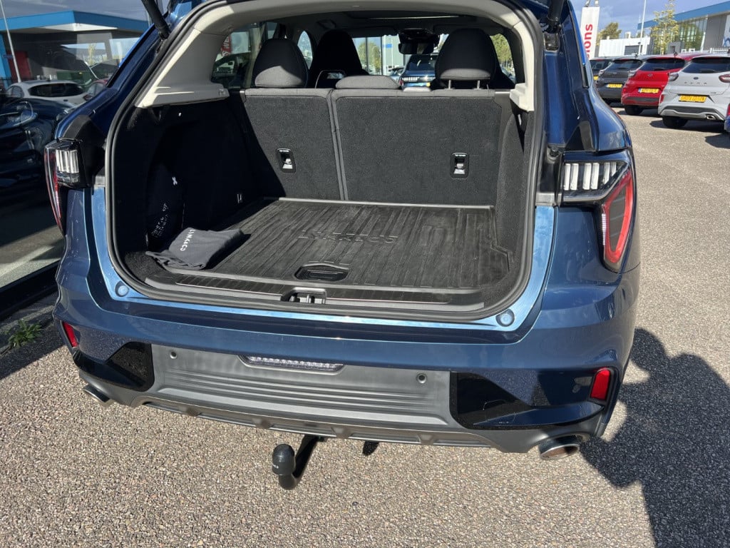 Lynk & Co 01 1.5 261pk phev 7dcth plug in hybrid , trekhaak , 360gr camera 