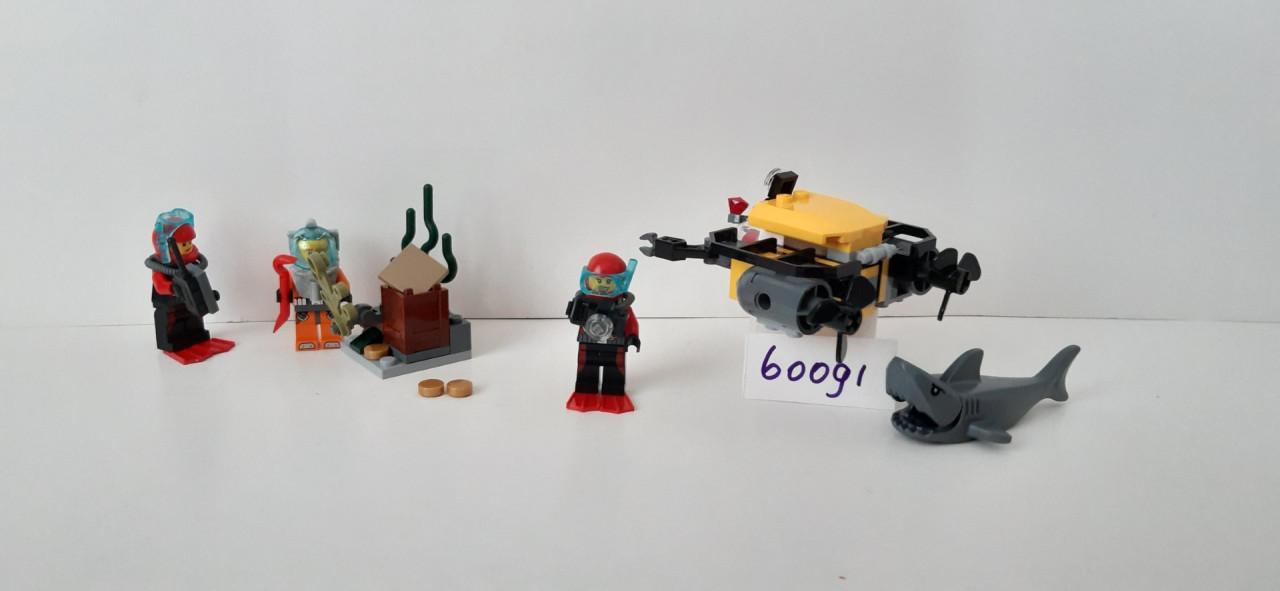 LEGO City 60091: Diepzee Starter Set,3 minifiguren + haai, boekje  + doos