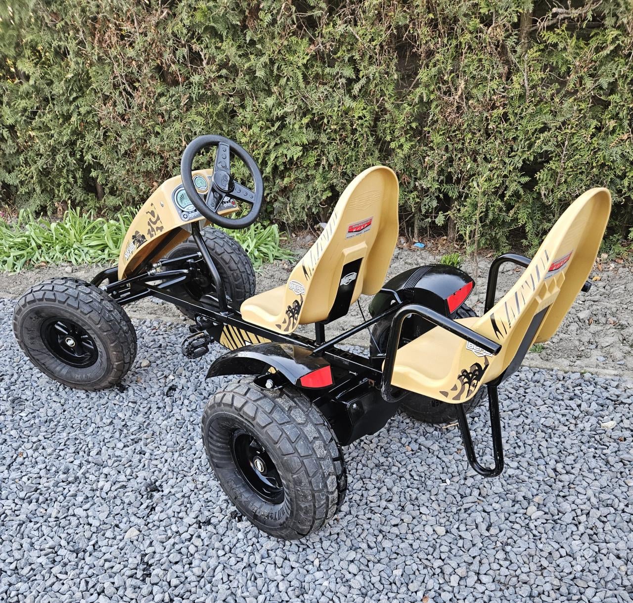 Mooie Berg SAFARI Skelter Met versnellingen