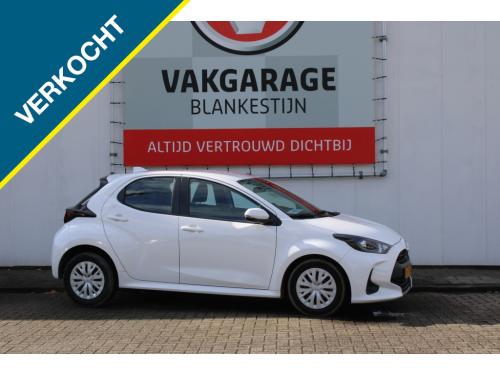 Toyota Yaris 1.5 hyb. active