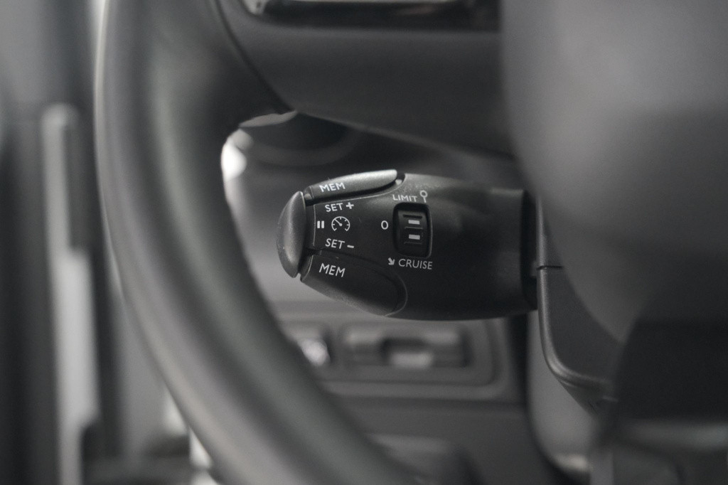 Citroen C3 Aircross puretech 110 shine | navigatie | parkeersensoren | clim