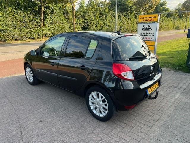 Renault Clio 1.2 special line