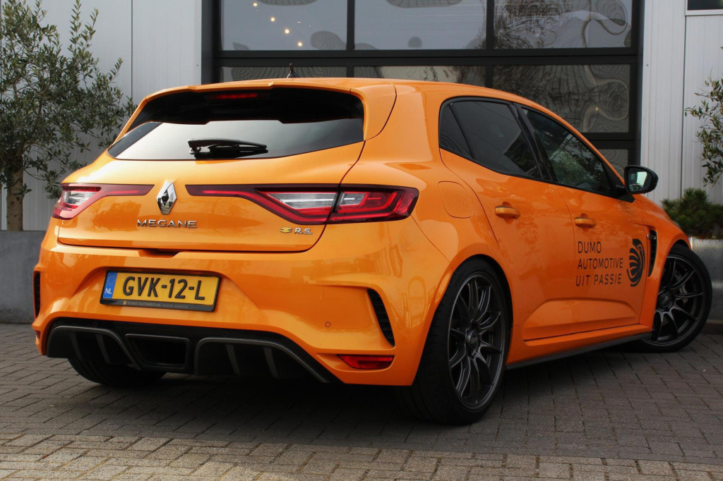 Renault Megane 1.8 tce 280 rs - kw v3 - carbon - custom uitlaat