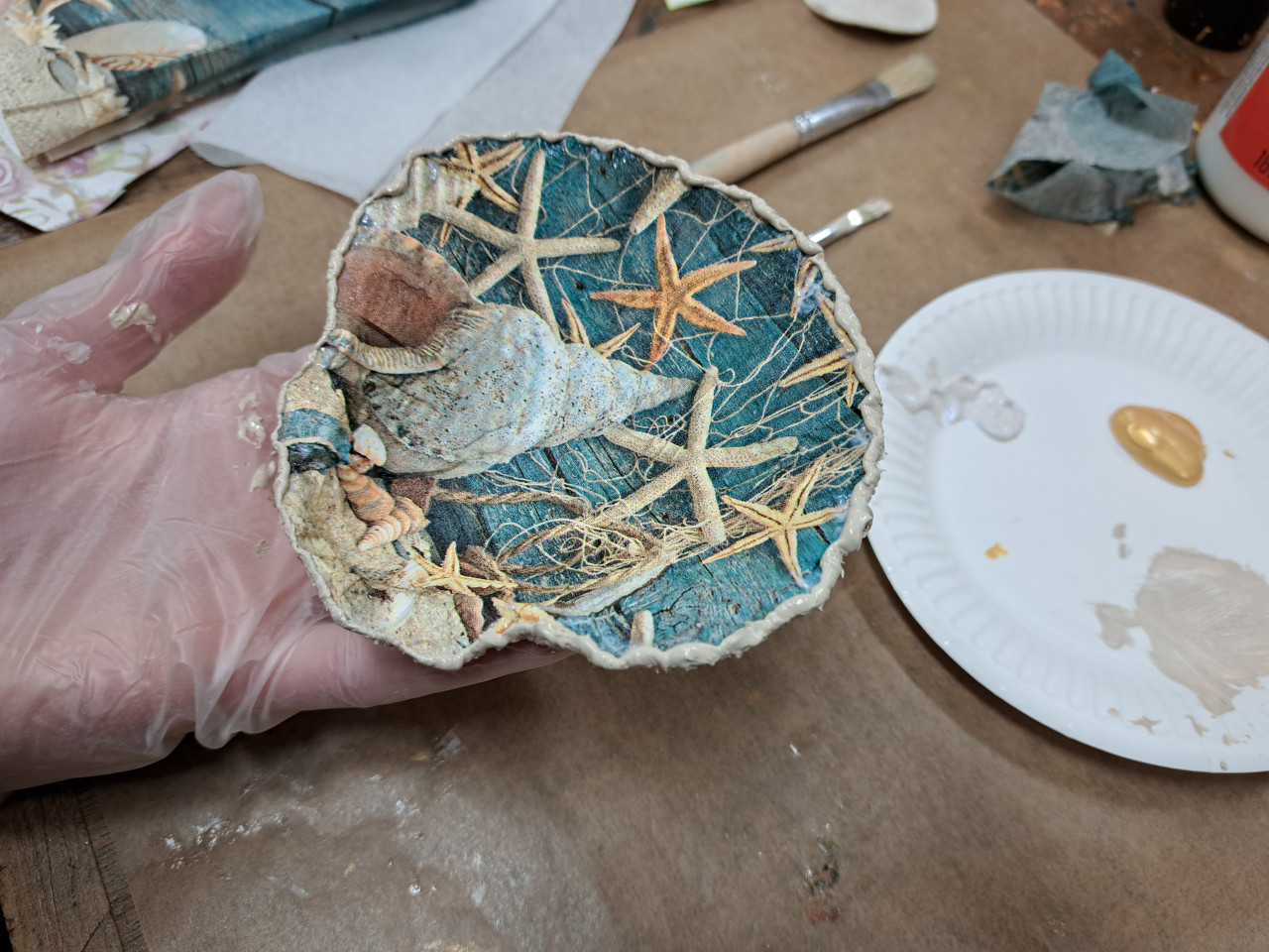 Workshop Decoupage op Sint-Jacobsschelpen 7 november 10.30 uur