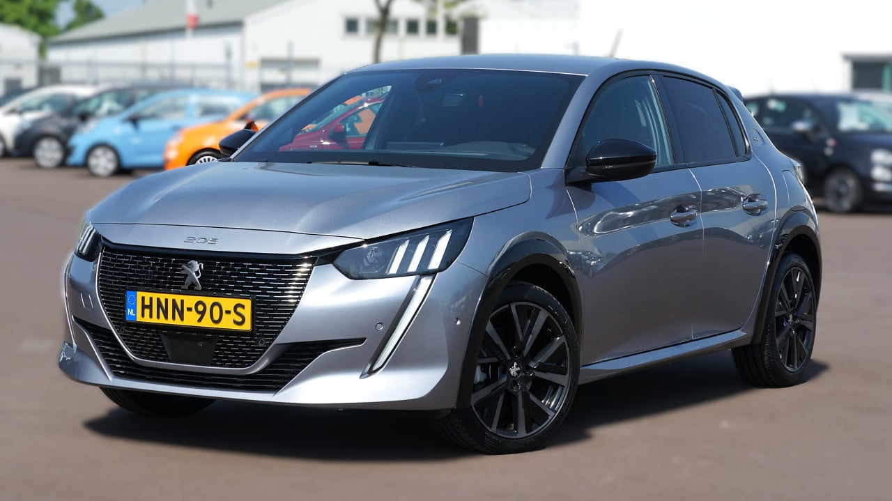 Peugeot 208 1.2 PureTech GT Pack Rijklar incl. Bovag garantie